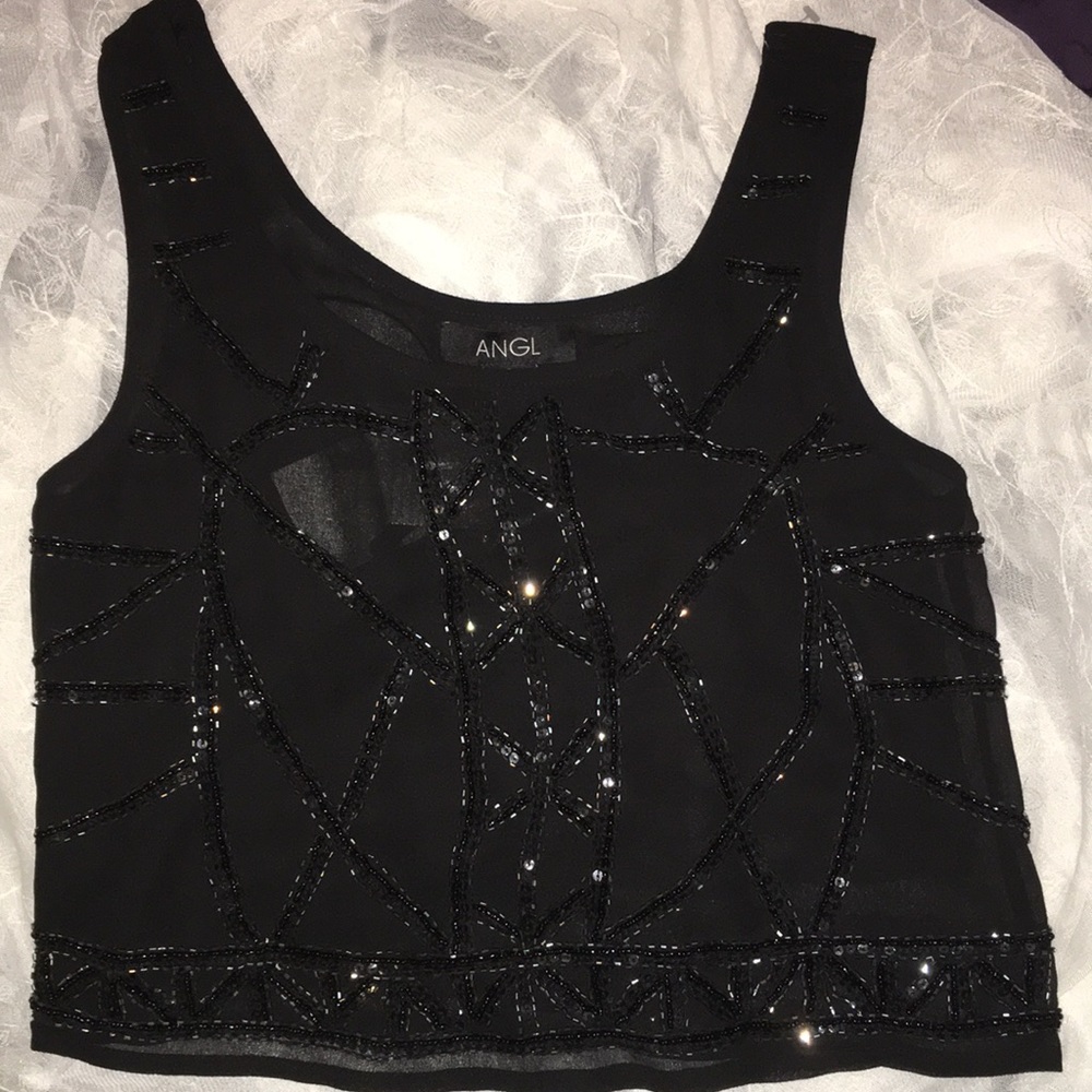 BEAUTIFUL BLACK BEADED TOP-NWT-PERFECT-SIZE S